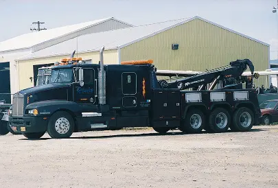 large-truck-towing-service
